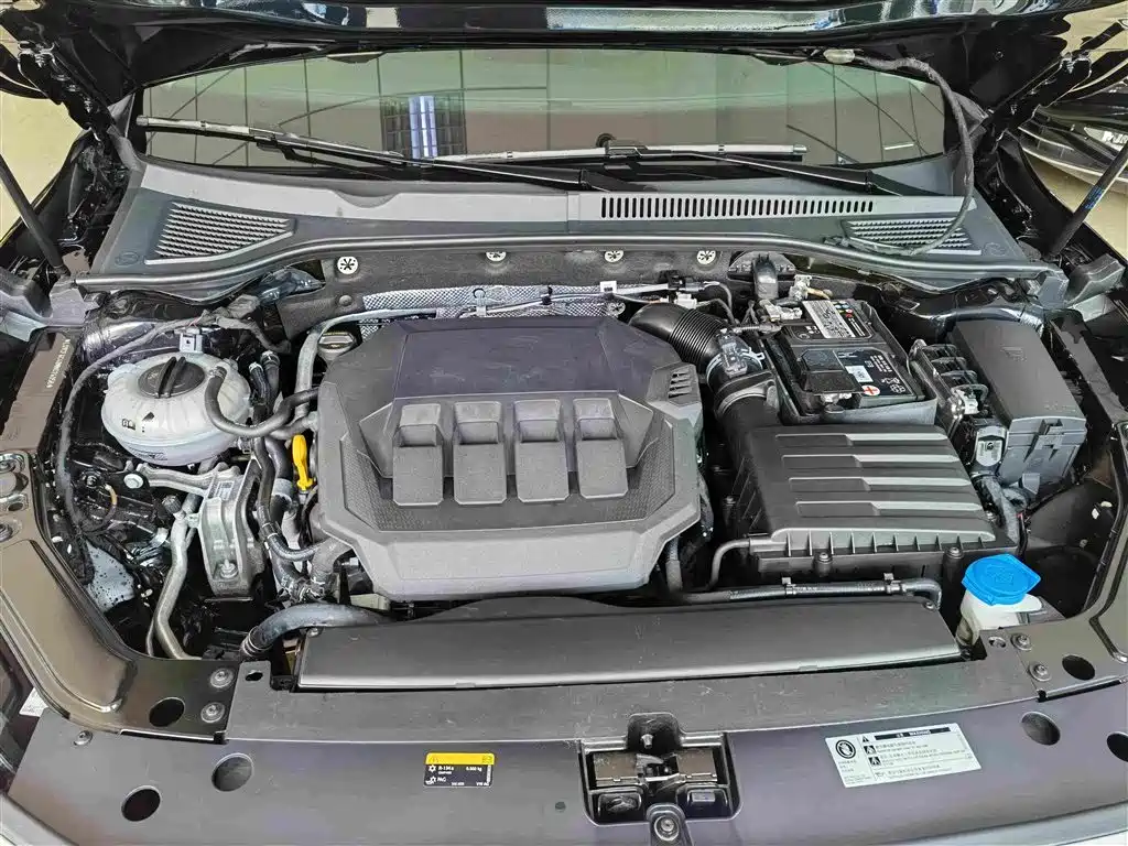 Volkswagen Passat — фото 6