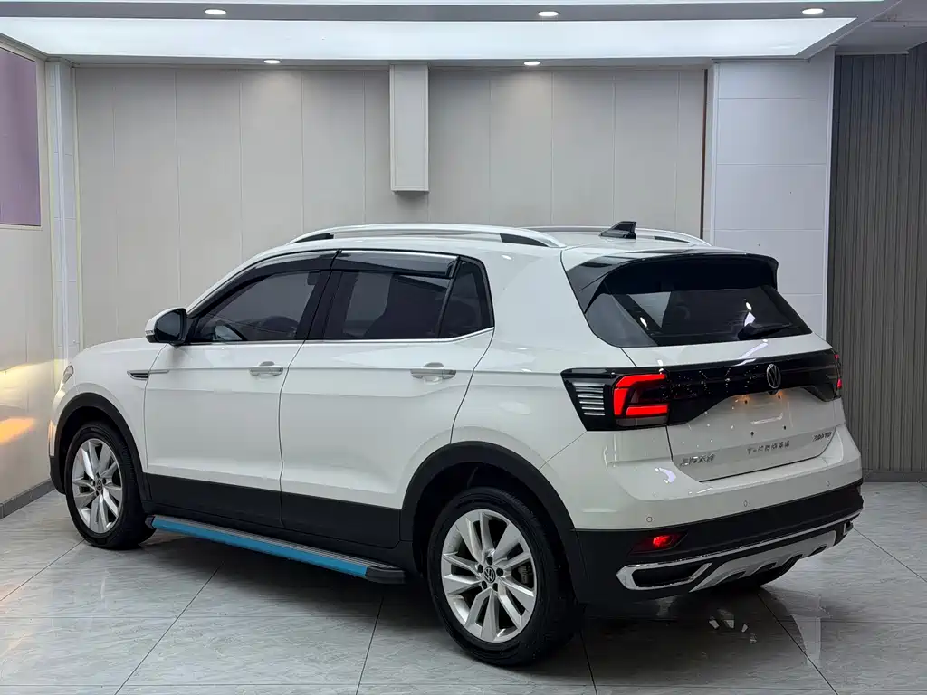 Volkswagen T-Cross — фото 6