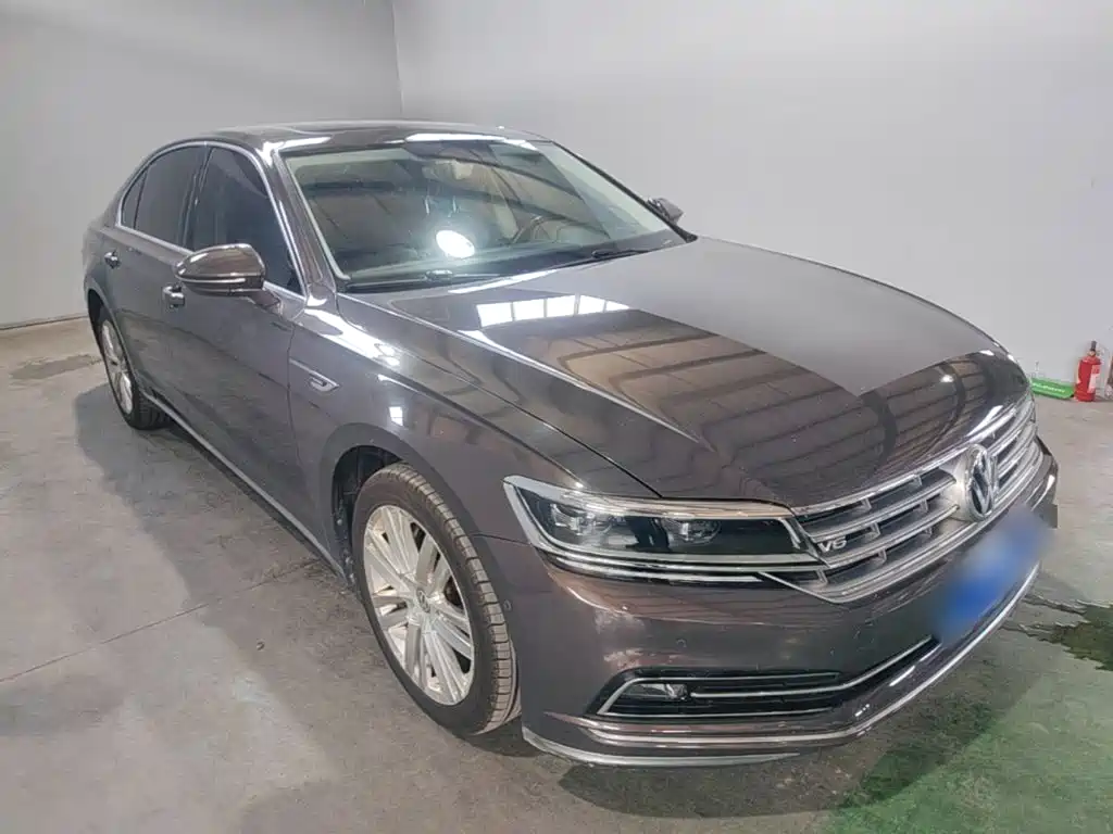Volkswagen Phideon — фото 22