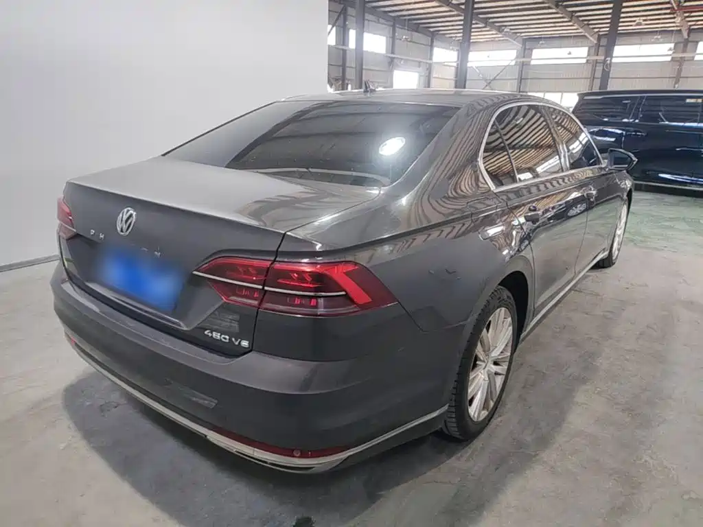Volkswagen Phideon — фото 5