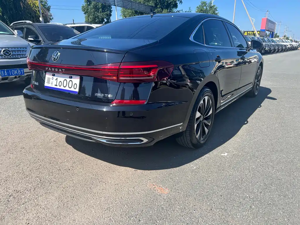 Volkswagen Passat — фото 5