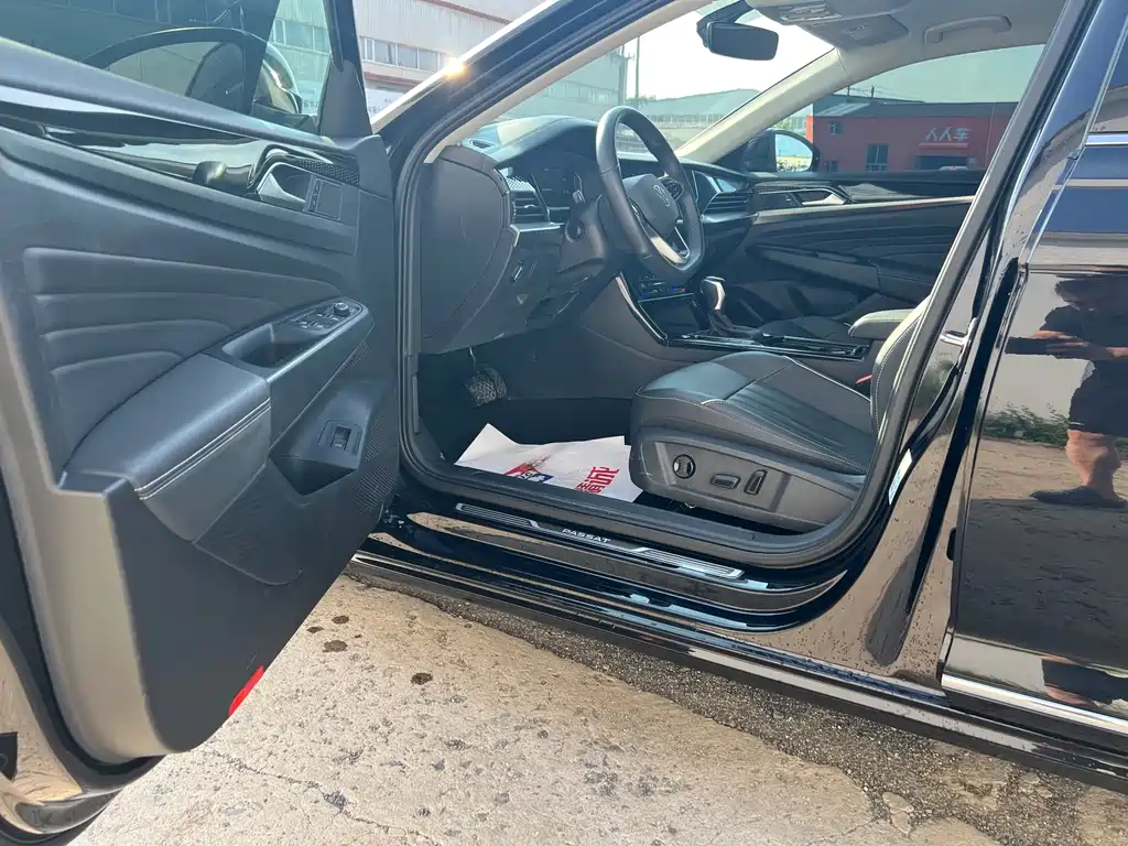 Volkswagen Passat — фото 7