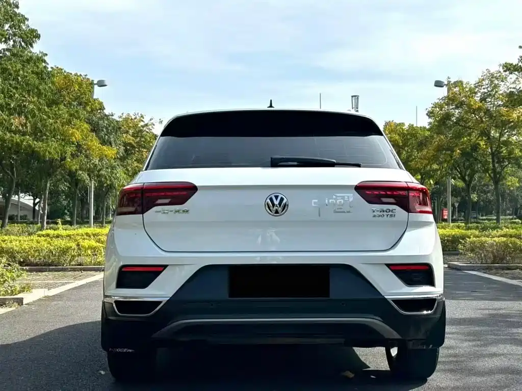 Volkswagen T-Roc — фото 8