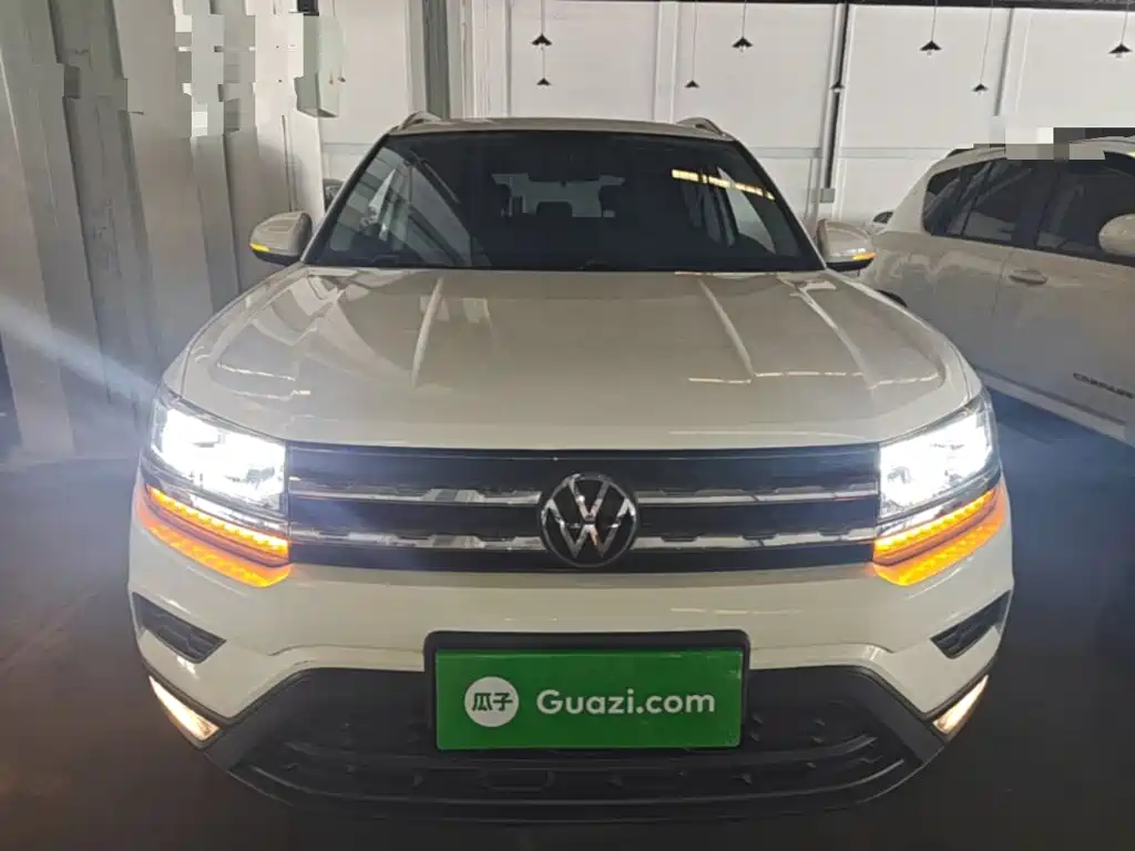 Volkswagen Tharu — фото 3