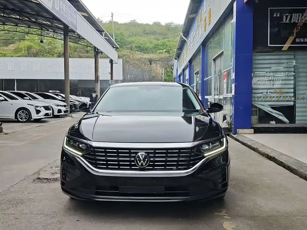 Volkswagen Passat — фото 2