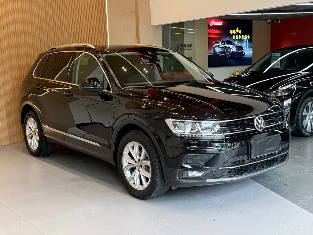 Volkswagen Tiguan — фото 3