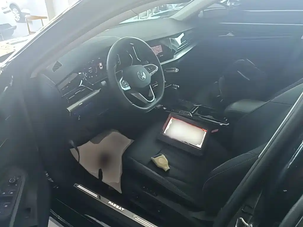 Volkswagen Passat — фото 15