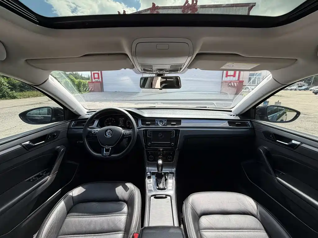 Volkswagen Passat — фото 4