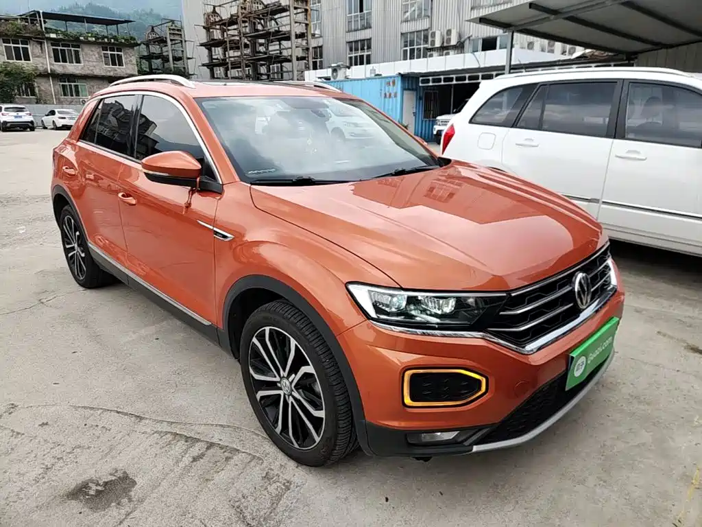 Volkswagen T-Roc — фото 4