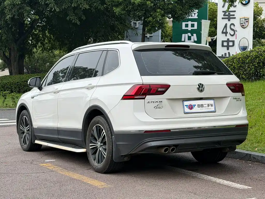Volkswagen Tiguan L — фото 4