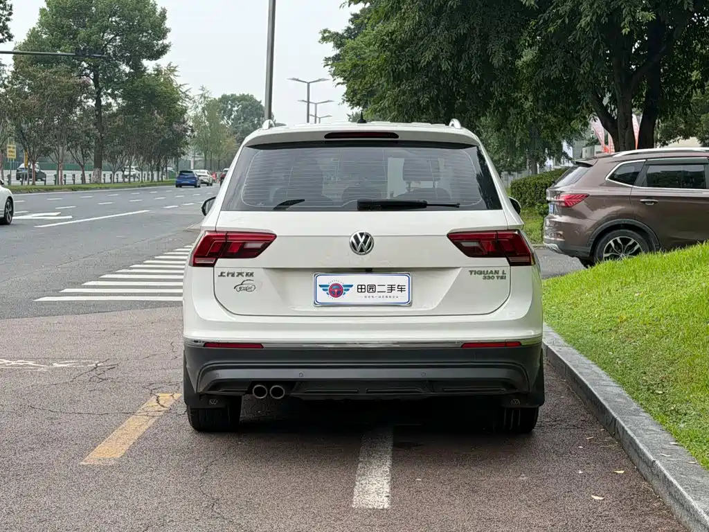 Volkswagen Tiguan L — фото 5