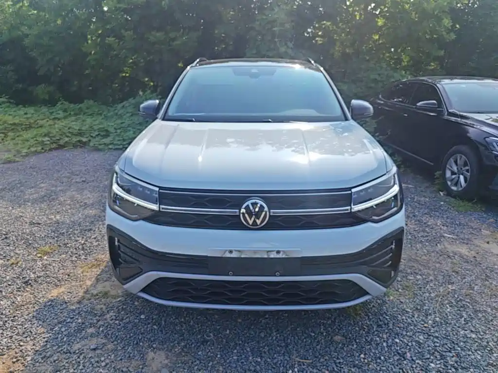 Volkswagen Tharu — фото 3