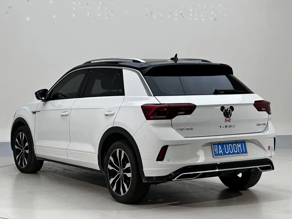 Volkswagen T-Roc — фото 5