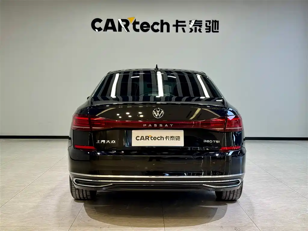 Volkswagen Passat — фото 5