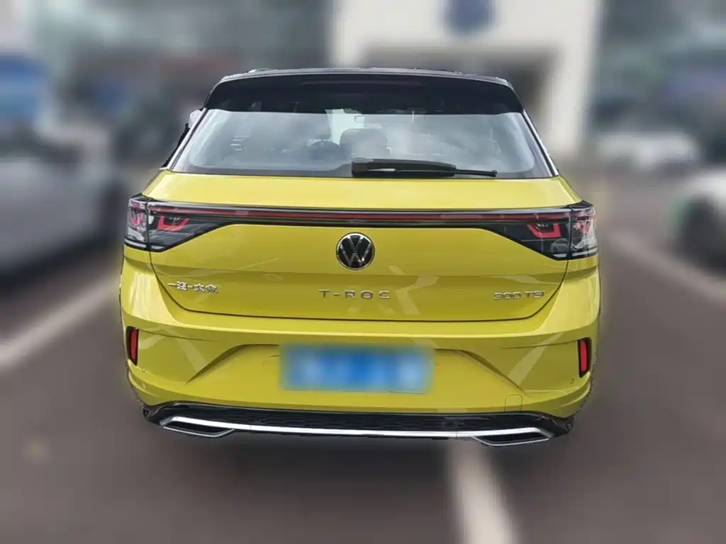 Volkswagen T-Roc — фото 8