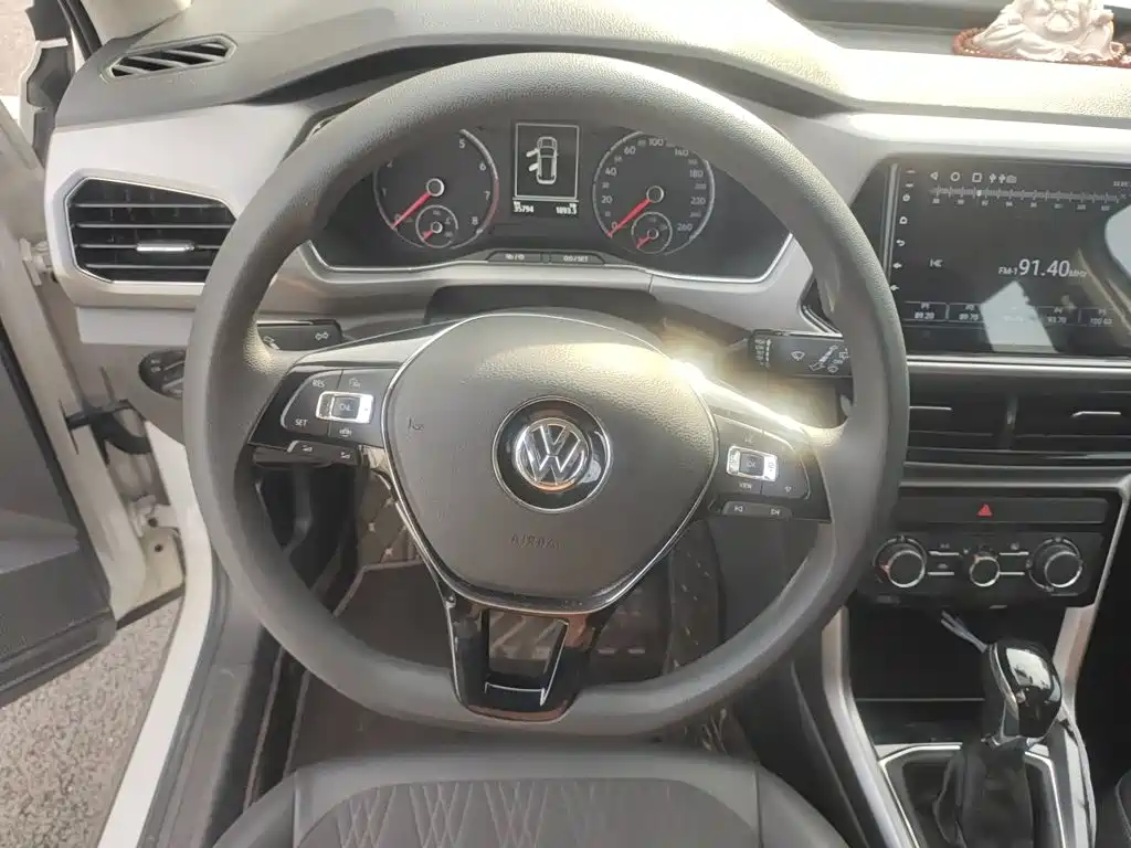 Volkswagen T-Cross — фото 3