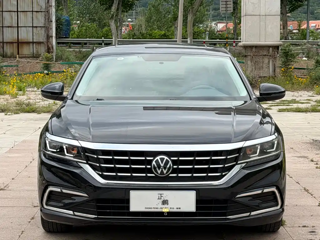 Volkswagen Passat — фото 2
