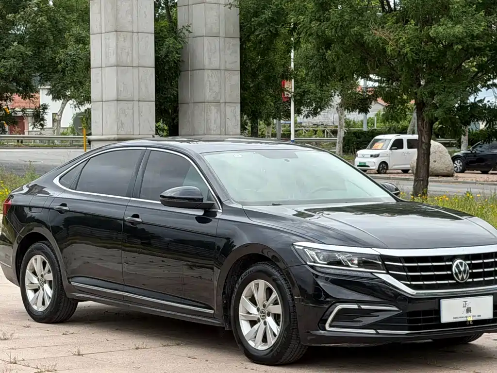 Volkswagen Passat — фото 3
