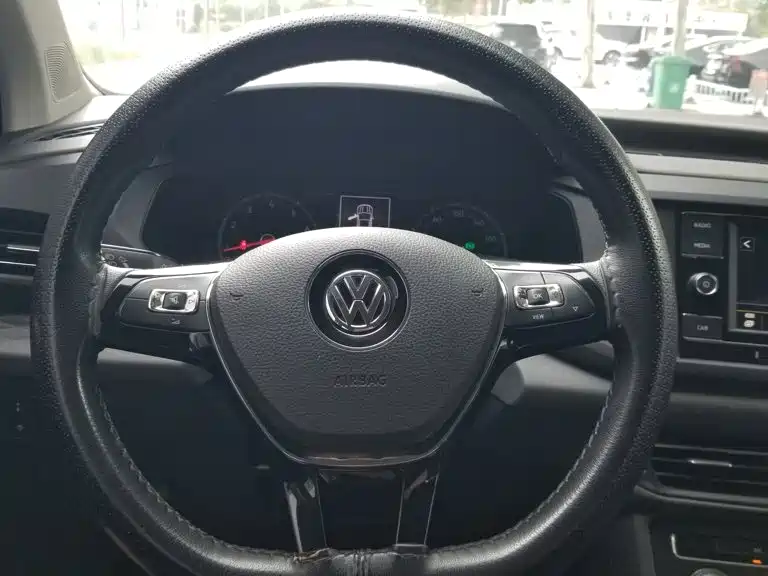 Volkswagen Tharu — фото 11