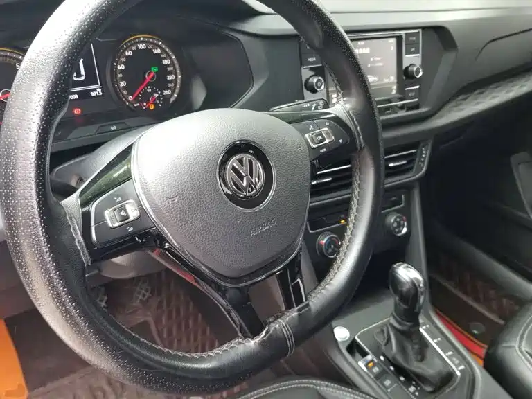 Volkswagen Tharu — фото 10