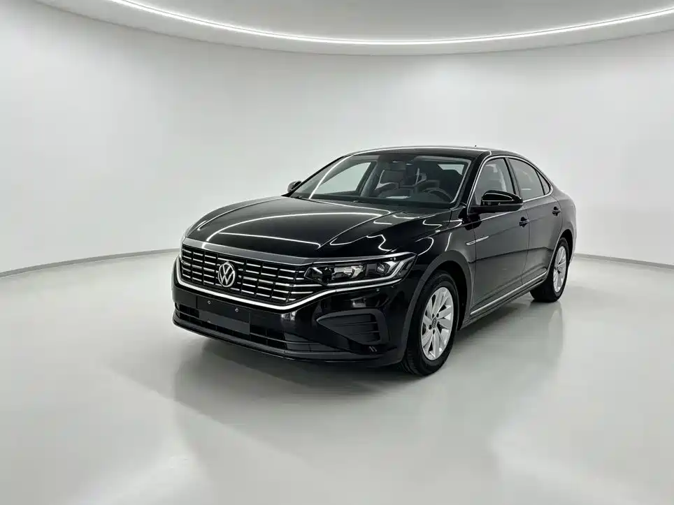 Volkswagen Passat — фото 2