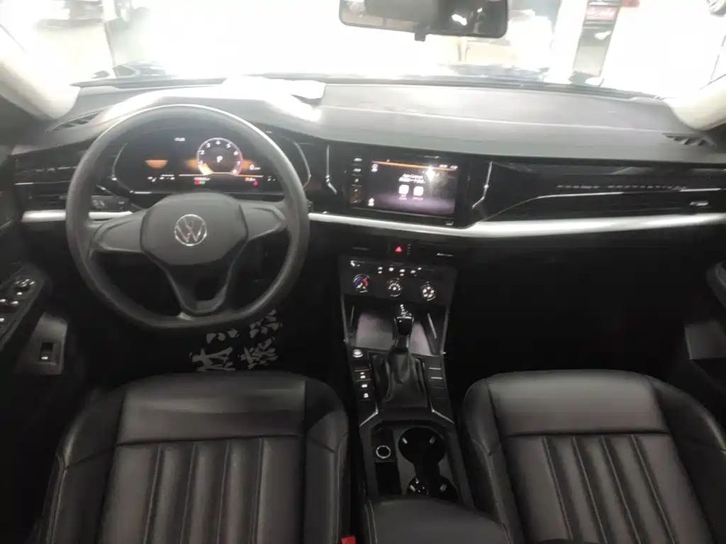 Volkswagen Passat — фото 10