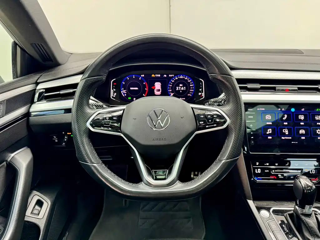 Volkswagen CC — фото 17