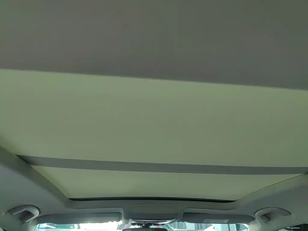 Volkswagen Passat — фото 18