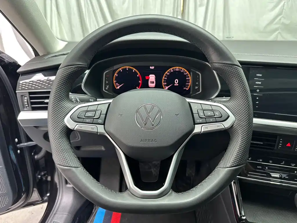 Volkswagen Passat — фото 7