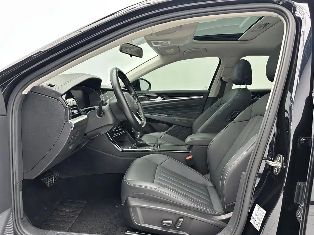 Volkswagen Passat — фото 5