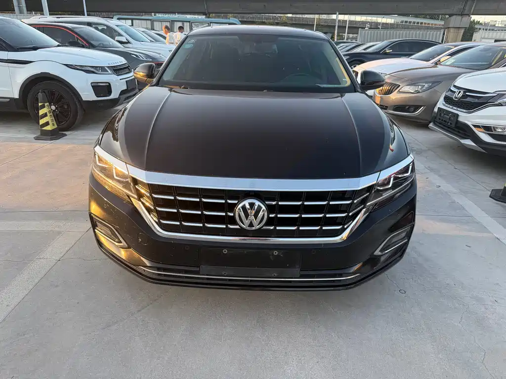 Volkswagen Passat — фото 2