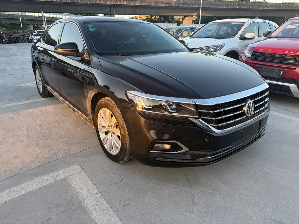 Volkswagen Passat — фото 3