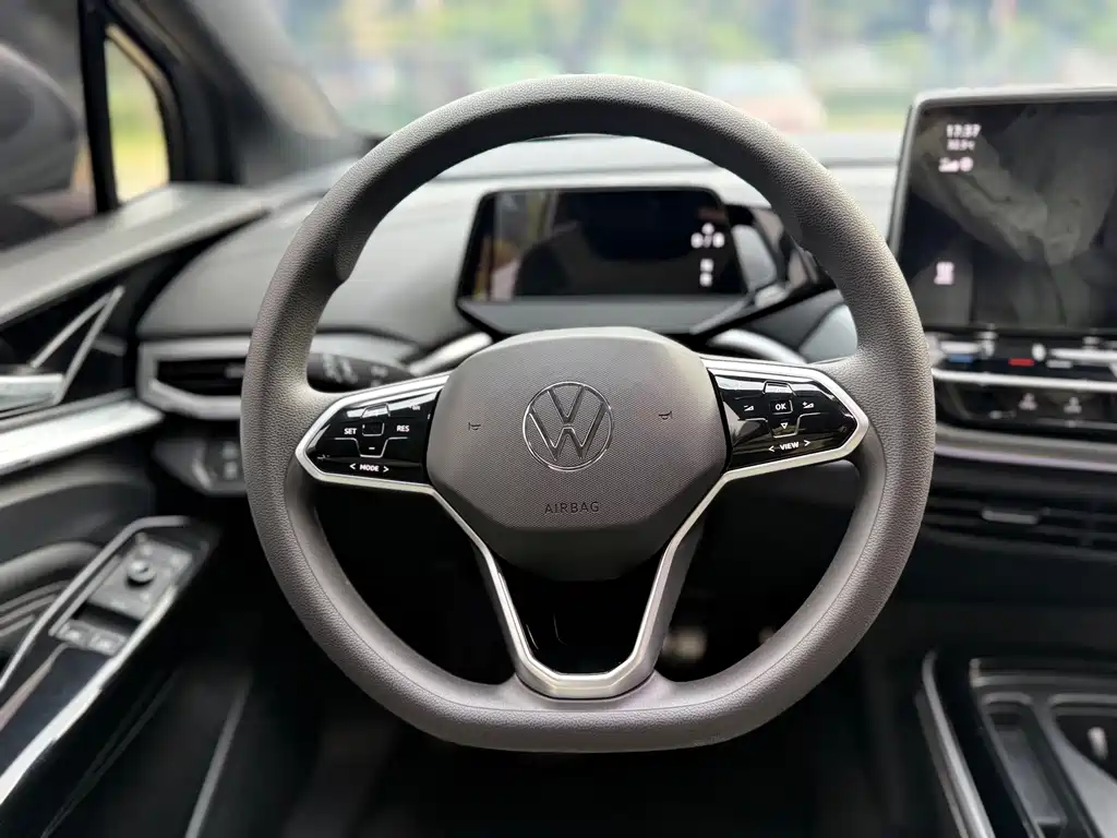 Volkswagen ID.4 Crozz — фото 14