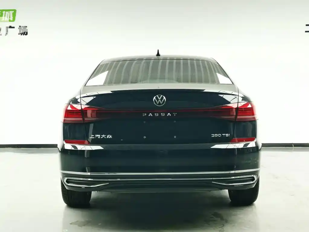 Volkswagen Passat — фото 4