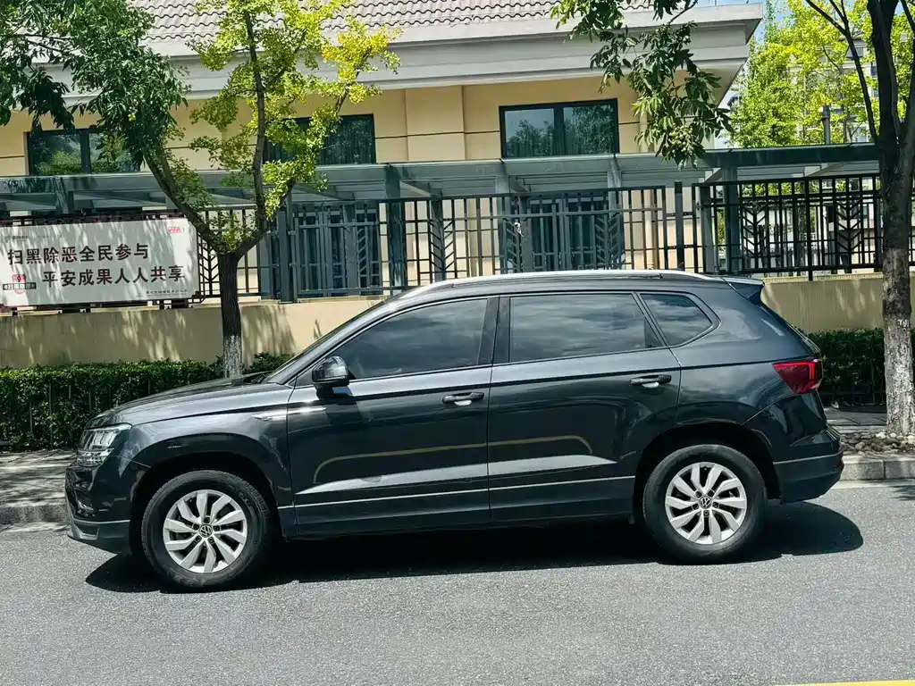 Volkswagen Tharu — фото 2