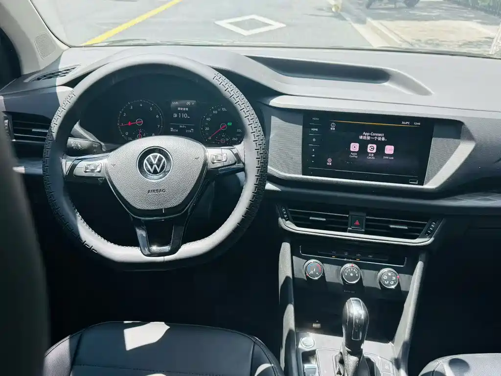 Volkswagen Tharu — фото 5