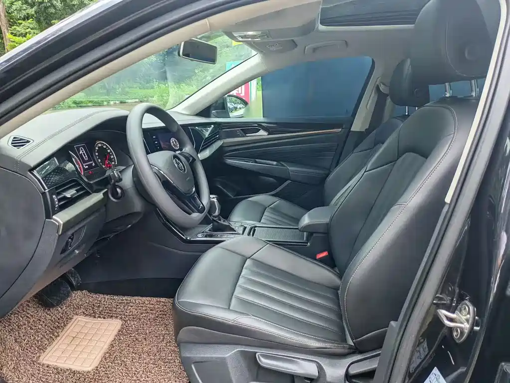 Volkswagen Passat — фото 6