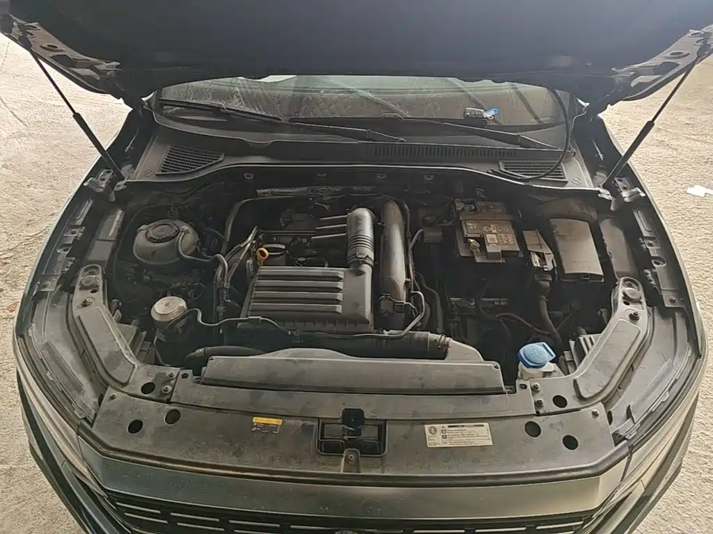 Volkswagen Passat — фото 20