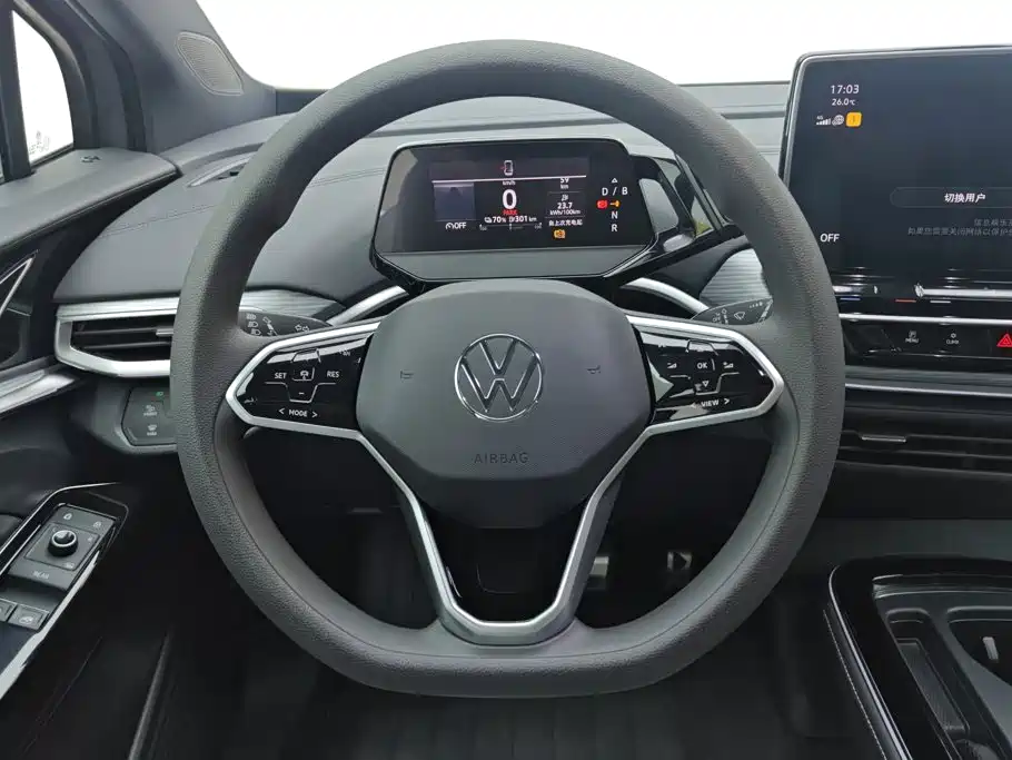 Volkswagen ID.4 Crozz — фото 15