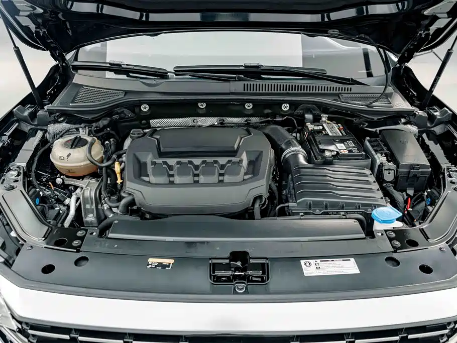 Volkswagen Passat — фото 24