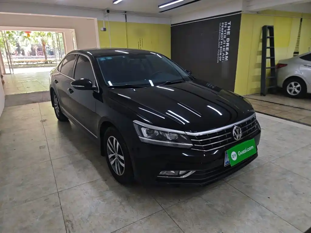 Volkswagen Passat — фото 4