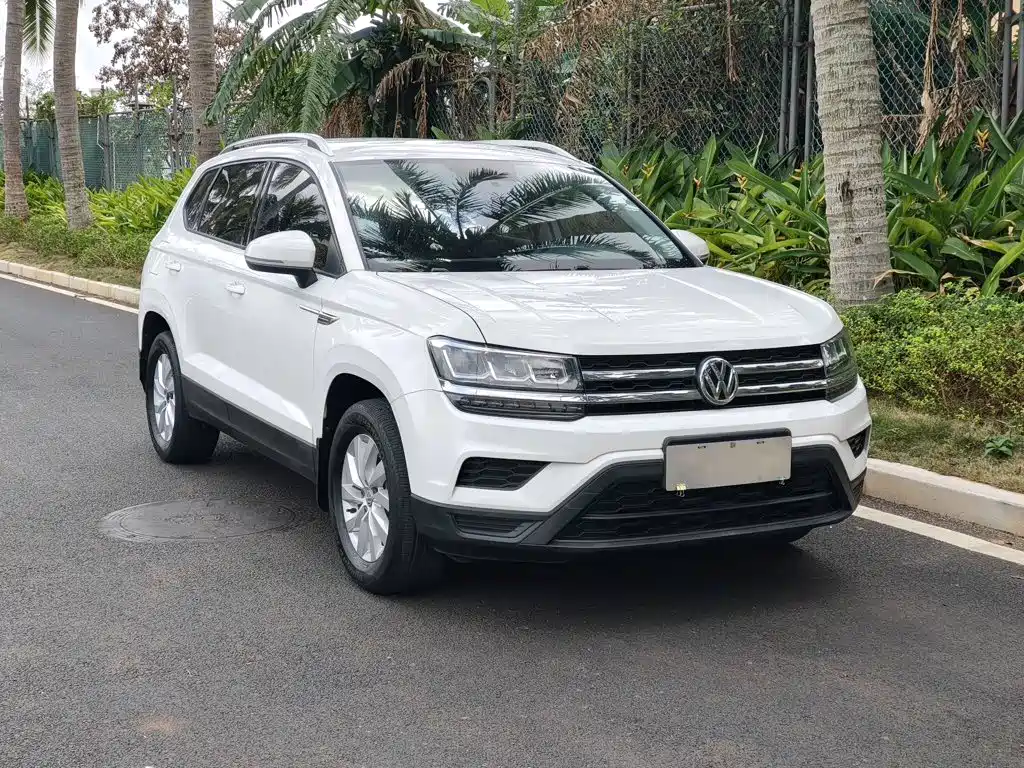 Volkswagen Tharu — фото 3