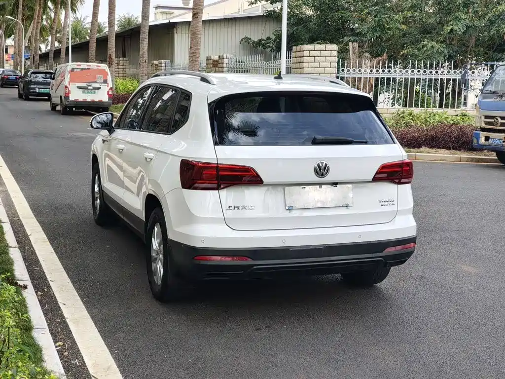 Volkswagen Tharu — фото 7