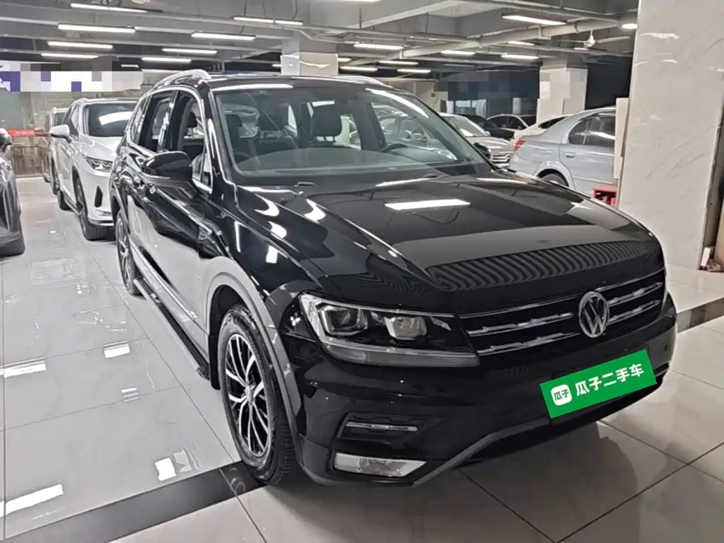 Volkswagen Tiguan L — фото 4