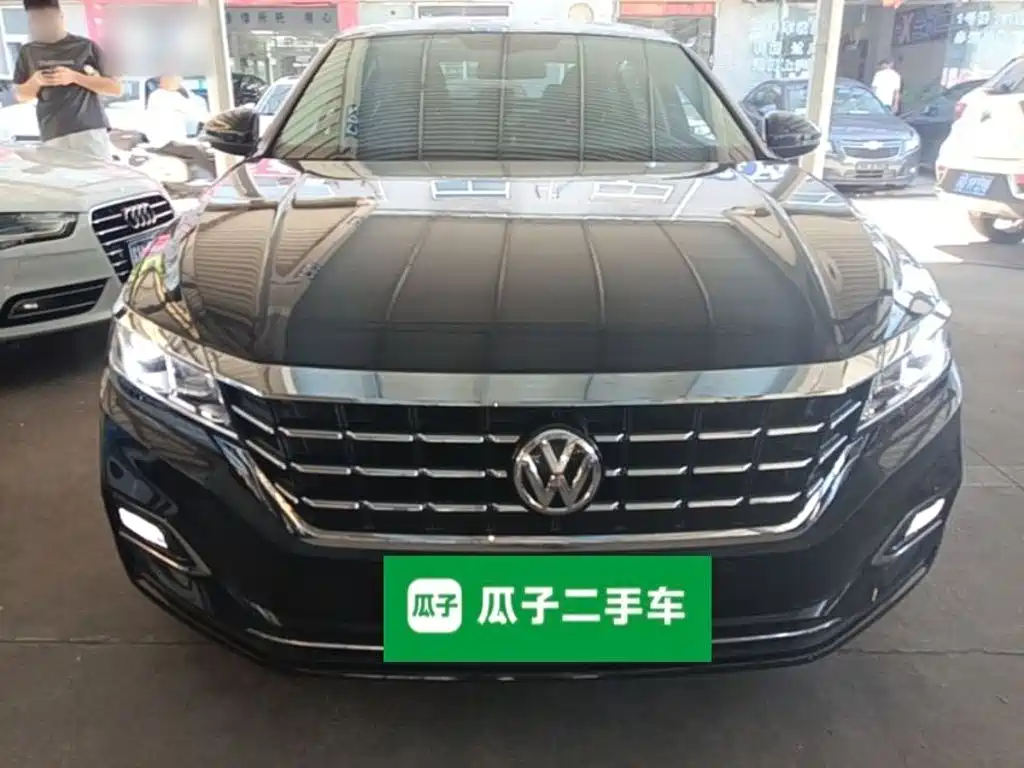 Volkswagen Passat — фото 3