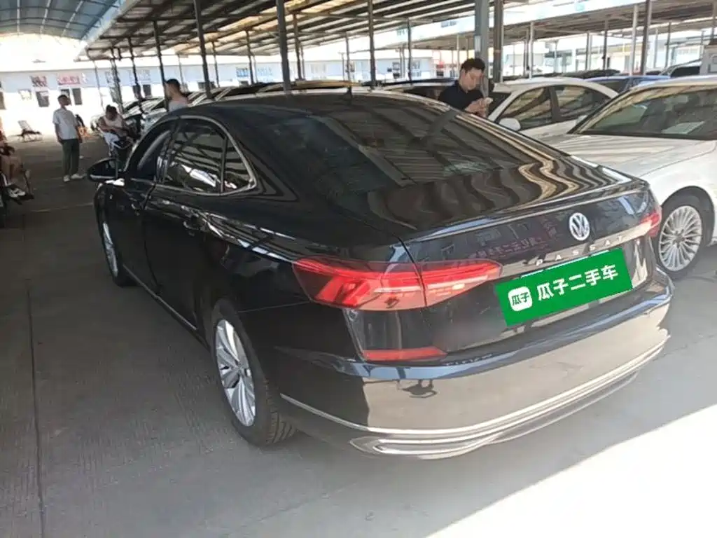 Volkswagen Passat — фото 5