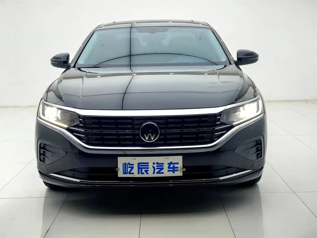 Volkswagen Passat — фото 2