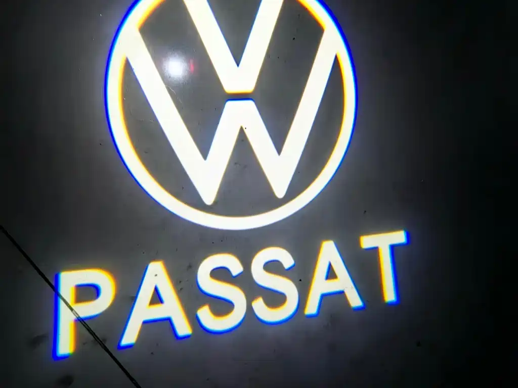 Volkswagen Passat — фото 15