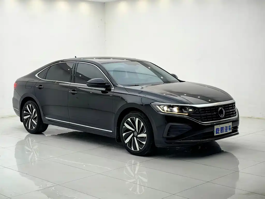 Volkswagen Passat — фото 3