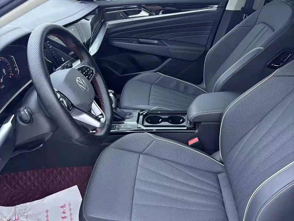 Volkswagen Passat — фото 8